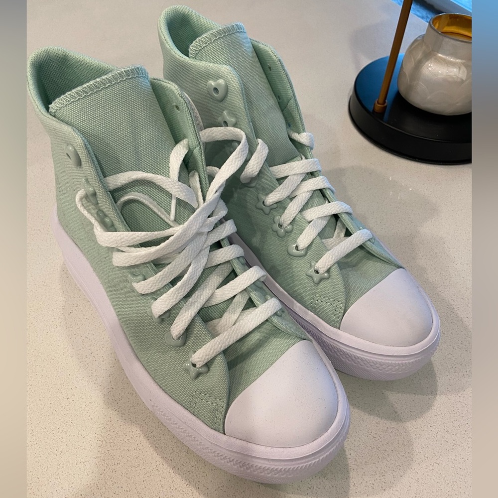 Chuck Taylor All Star Move Platform Charms - Picture 8 of 13